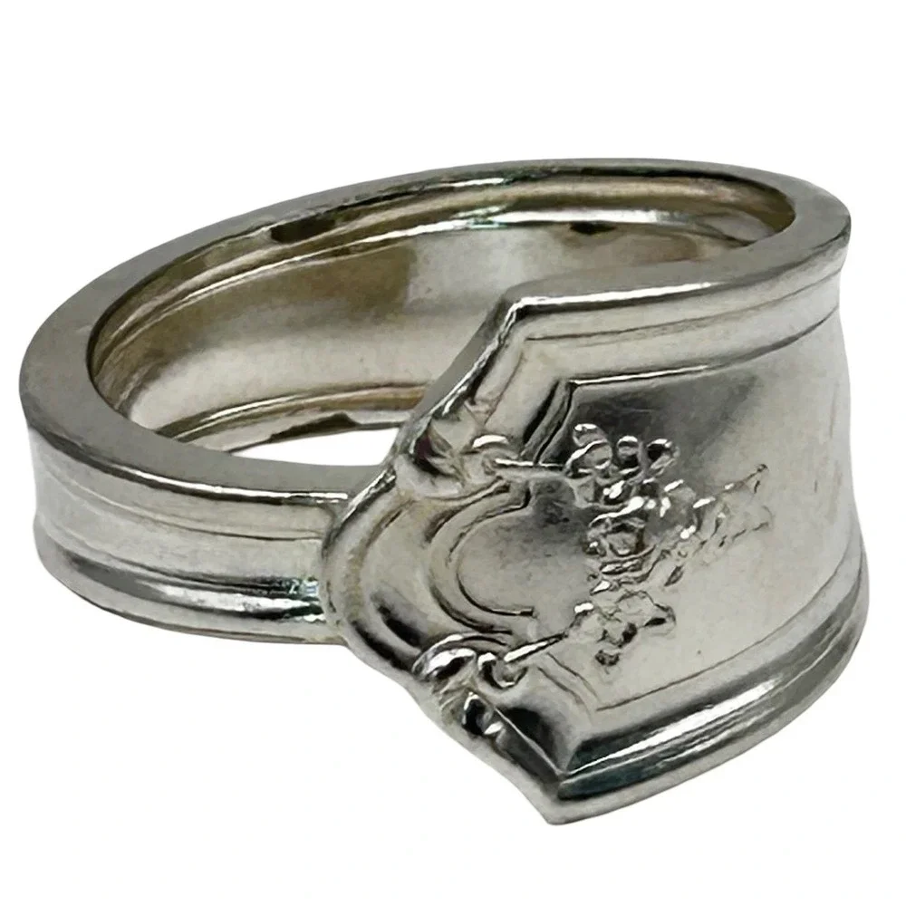 WM Rogers Vintage‎ Silverplate Spoon Ring Floral Scroll Bypass Size 10.5